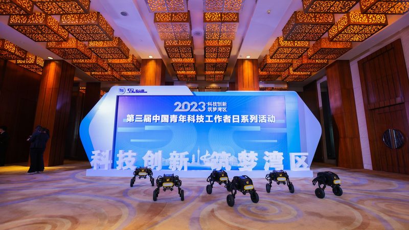 ELT工具，企业数据处理的“高速公路